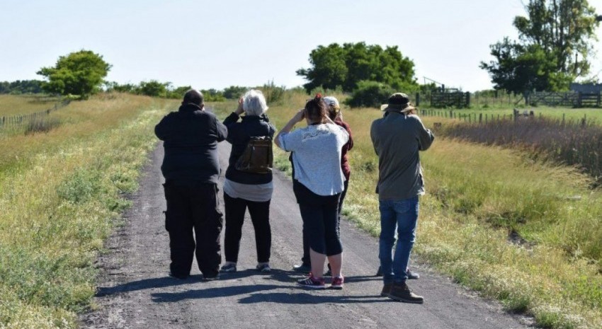 Hoy jornada de avistaje de aves e interpretacin de la naturaleza en L