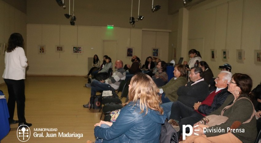 Amanda Paulos brind una charla sobre las aves que habitan la zona