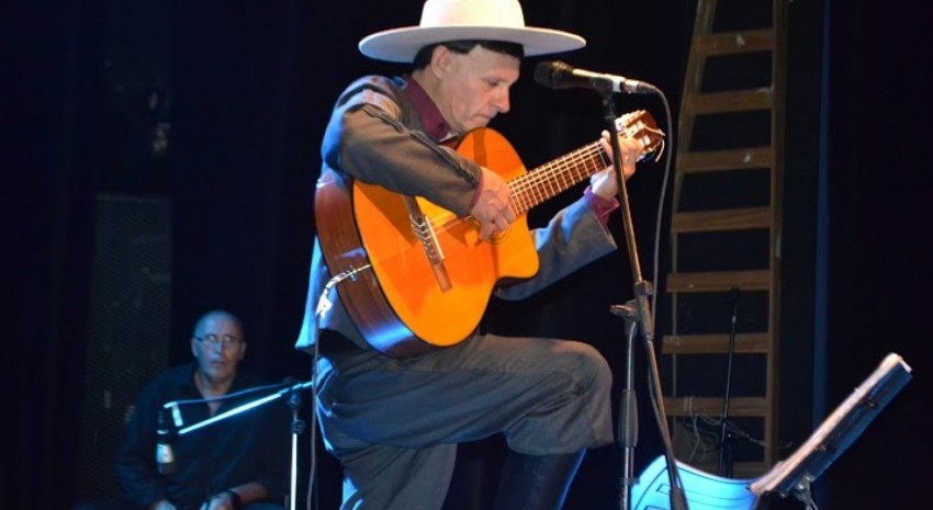 Hoy Madariaga le canta a Argentino Luna