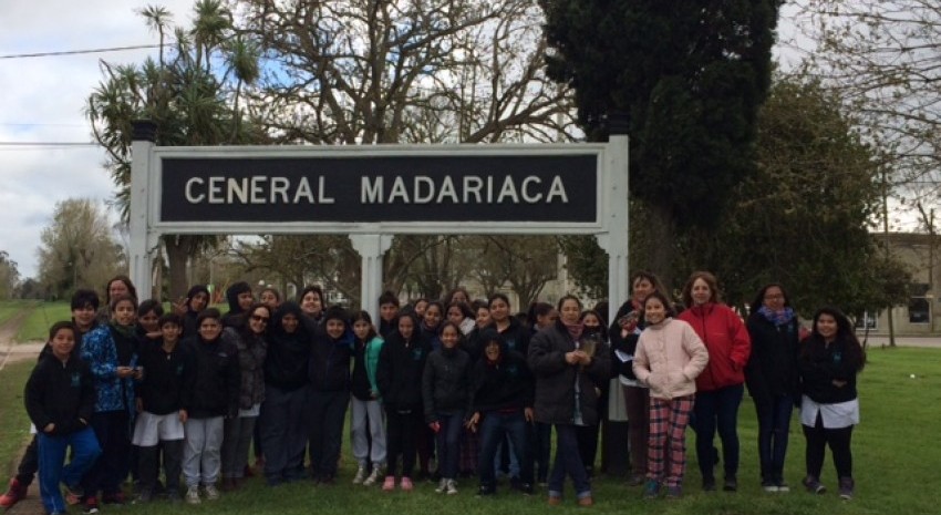 Alumnos de Villa Gesell realizaron una visita guiada por la ciudad