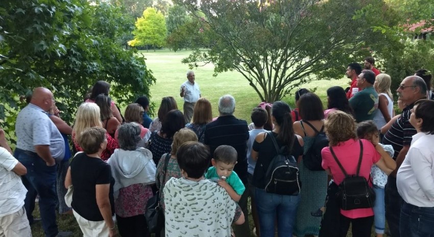 Madariaguenses, vecinos y turistas pasearon por Charles y Juancho