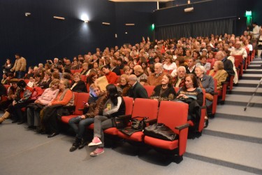 A sala llena