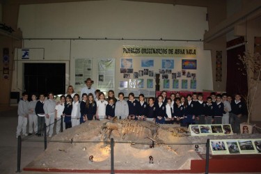 Alumnos del Instituto San Jos visitaron el Museo Tuyu Mapu.
