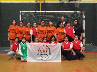 Jornada positiva para las chicas del Handball Municipal