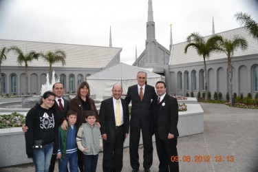 Popovich visit el templo Mormn