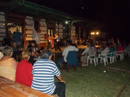 Tango en el ferrocarril