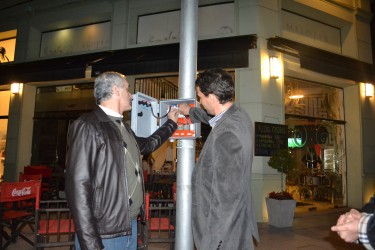 Popovich encendi las nuevas luminarias