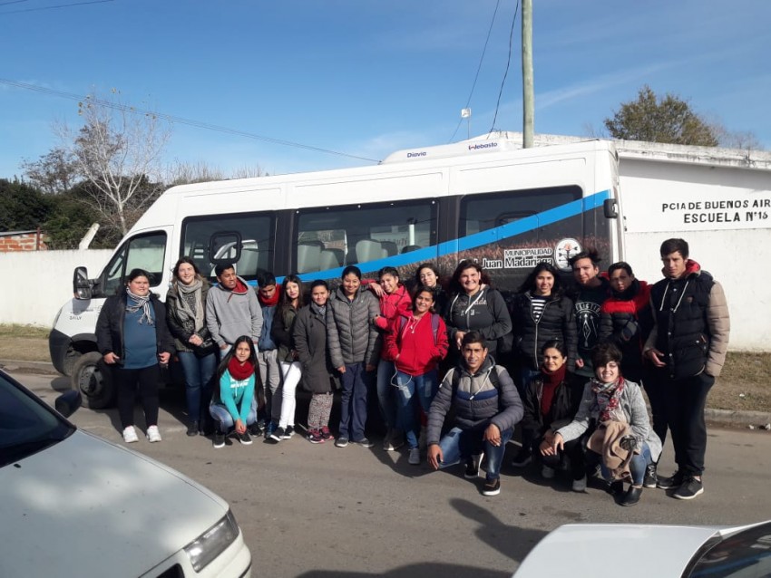 alumnos de viaje