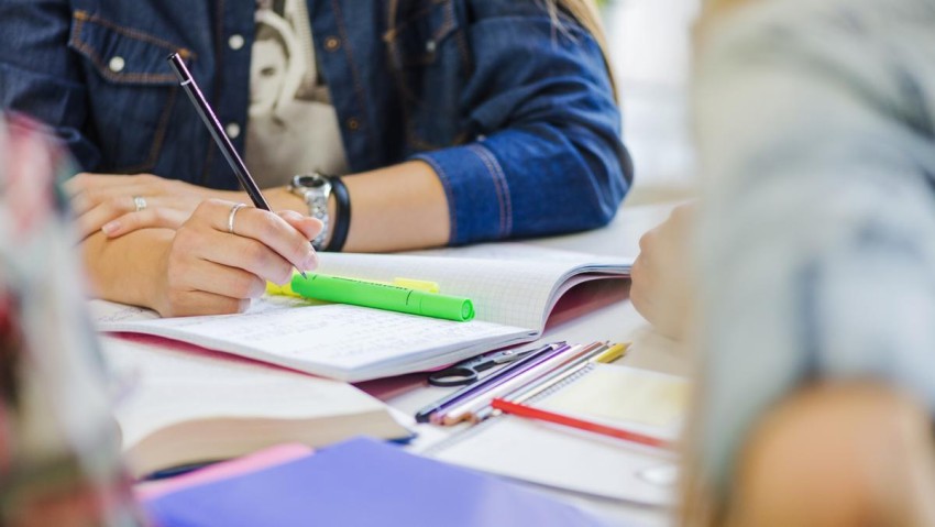 ltimos das para inscribirse a las becas econmicas y de residencia destinadas a estudiantes