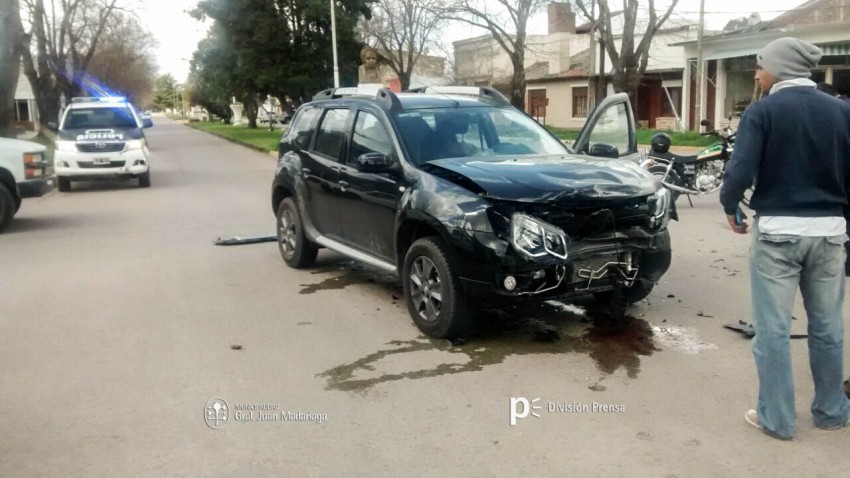 Choque en general madariaga renault sandero