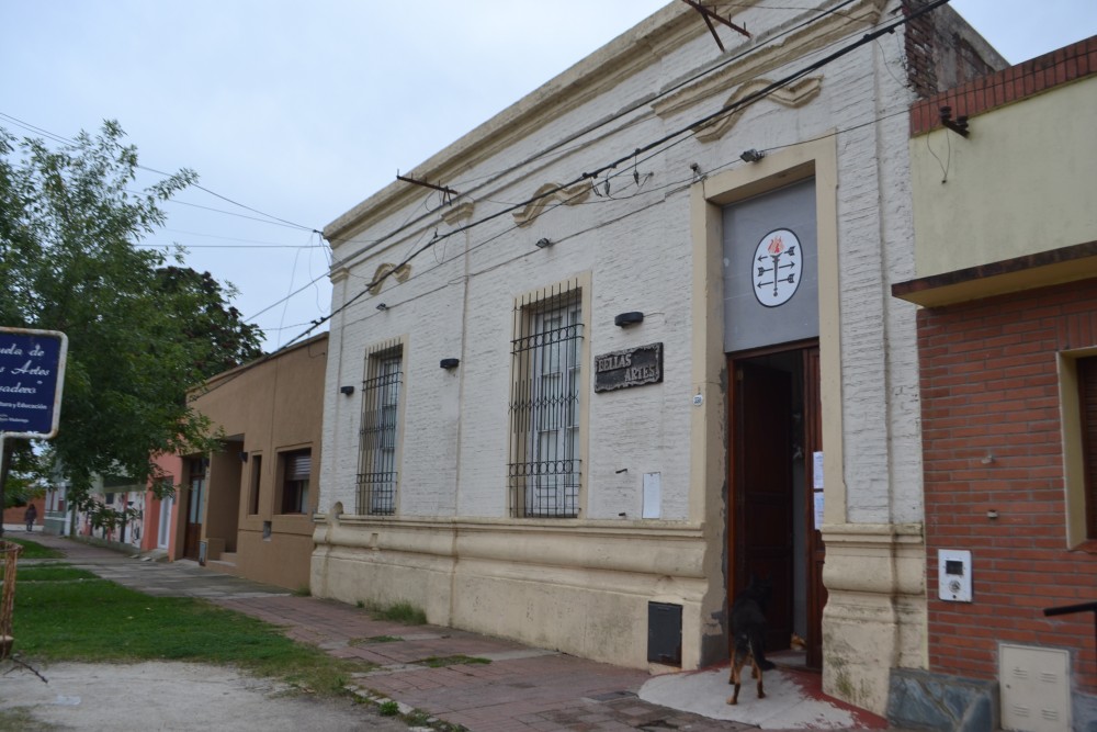 Escuela Municipal de Bellas Artes Divisadero