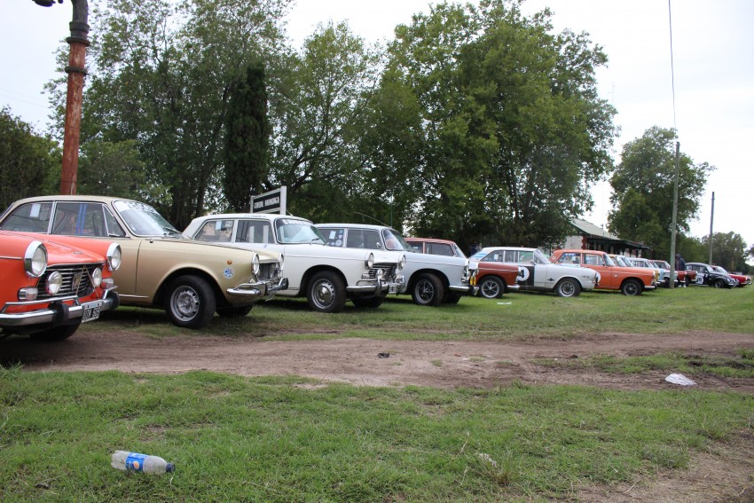 Los autos del Rally Pagos del Tuy Histrico pasaron por Madariaga