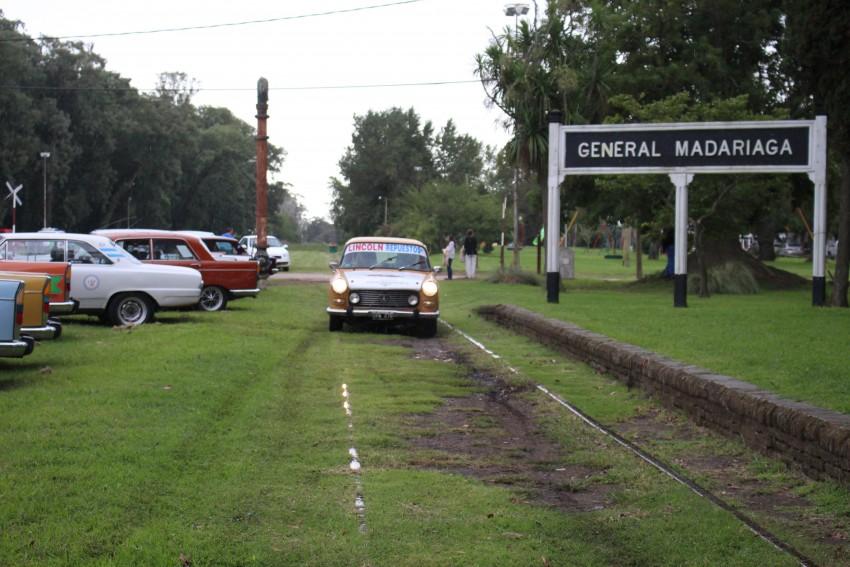 Los autos del Rally Pagos del Tuy Histrico pasaron por Madariaga
