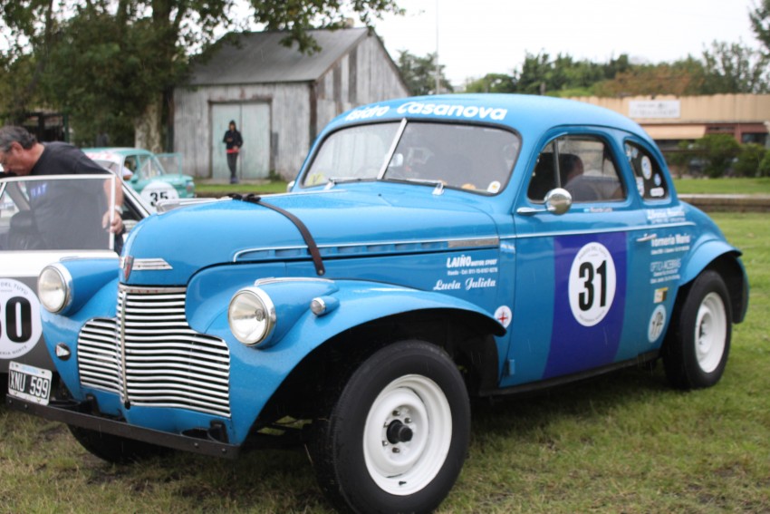 Los autos del Rally Pagos del Tuy Histrico pasaron por Madariaga