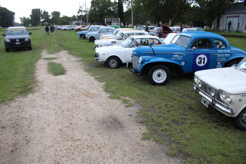 Los autos del Rally Pagos del Tuy Histrico pasaron por Madariaga
