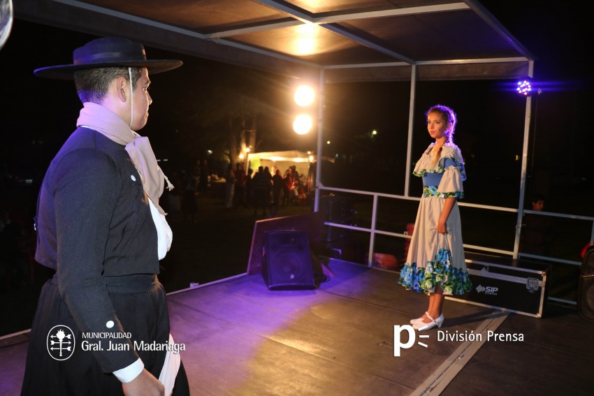 Folclore en los Barrios tuvo su penltima parada en el San Martn A