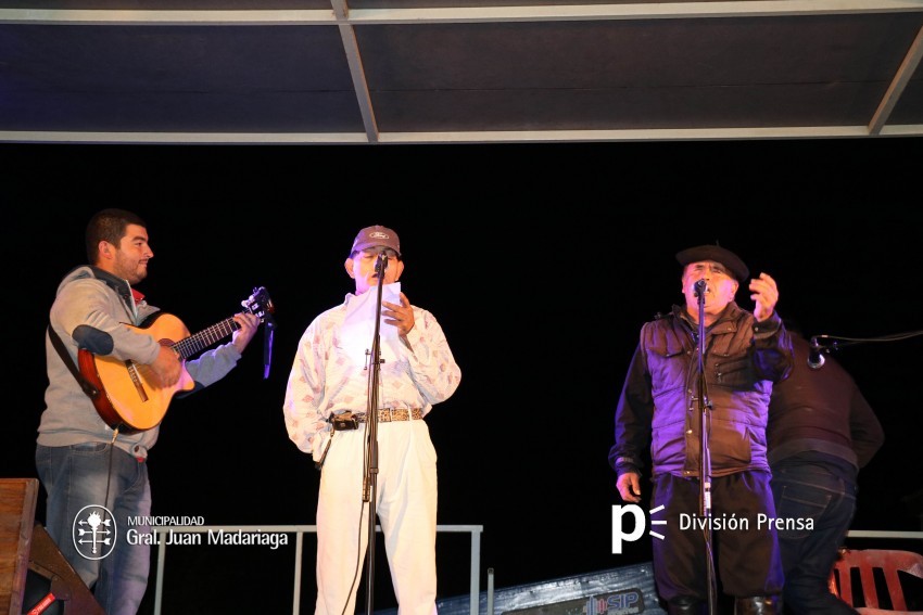 Folclore en los Barrios tuvo su penltima parada en el San Martn A