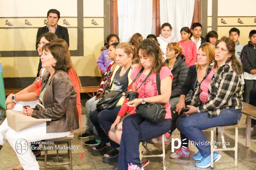 Semana Argentino Luna: Se realiz el acto en la Escuela N 3