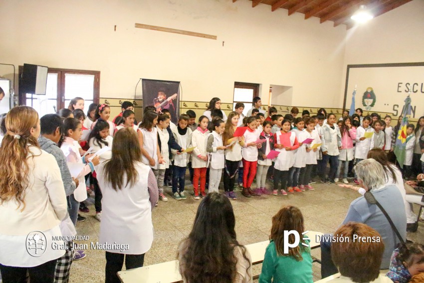 Semana Argentino Luna: Se realiz el acto en la Escuela N 3