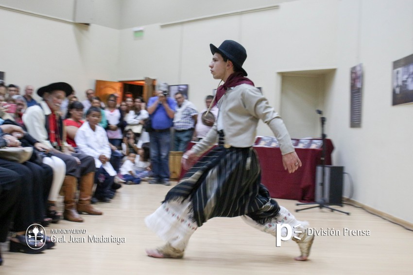 Presentaron el libro Argentino Luna el Negro de Madariaga