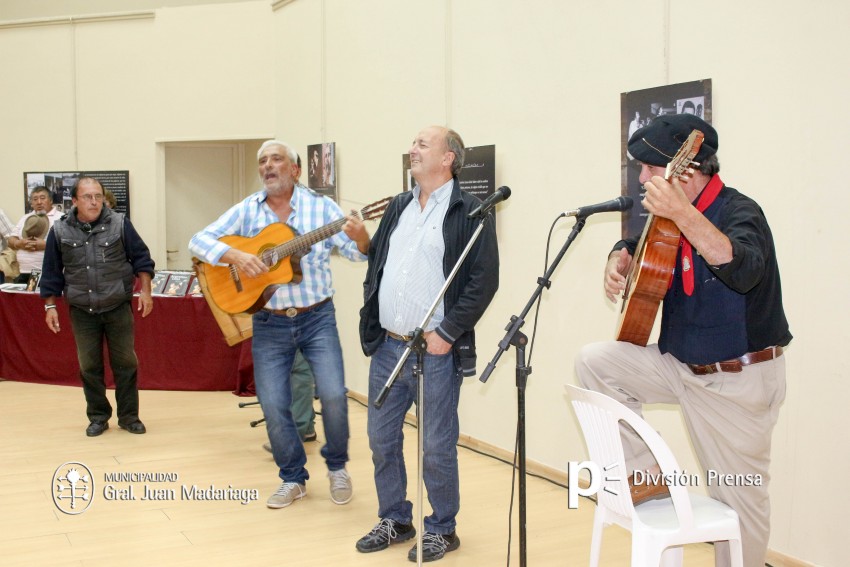 Presentaron el libro Argentino Luna el Negro de Madariaga