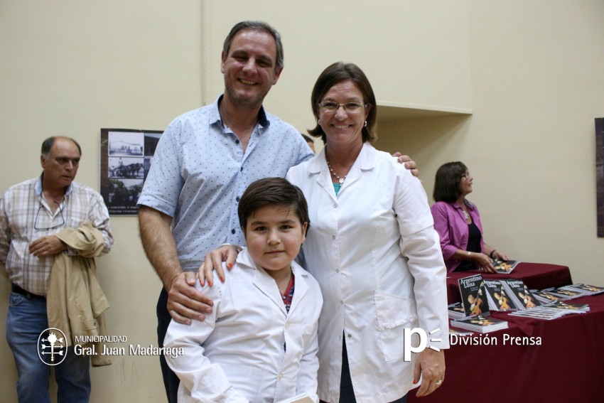 Presentaron el libro Argentino Luna el Negro de Madariaga