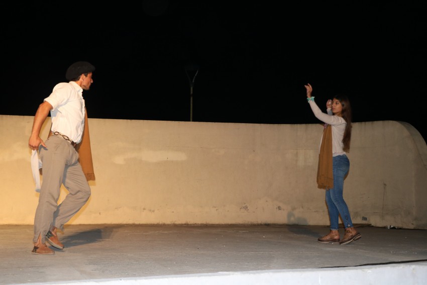 Centenares de personas recordaron a Argentino Luna en el Anfiteatro