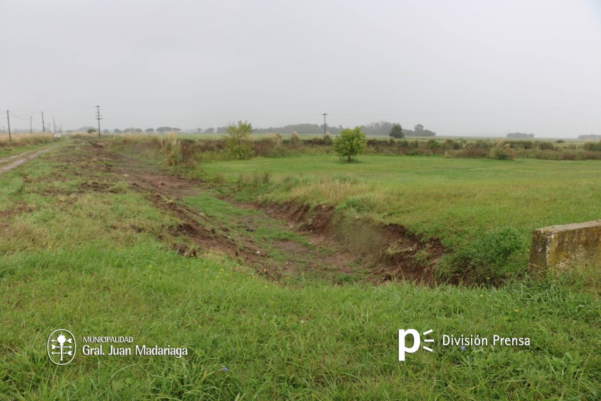 Reconstruirn canales a cielo abierto que quedaron obsoletos por falta