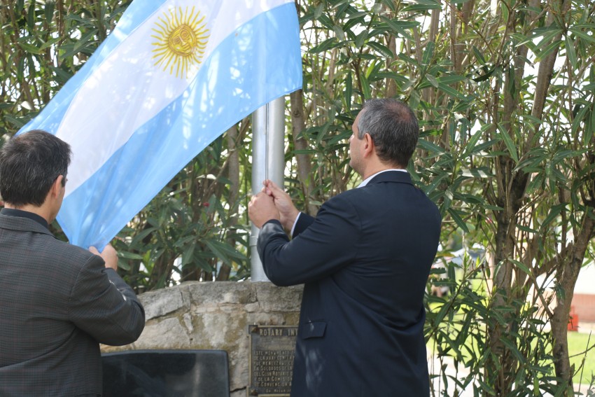 Acto en homenaje a los hroes de Malvinas