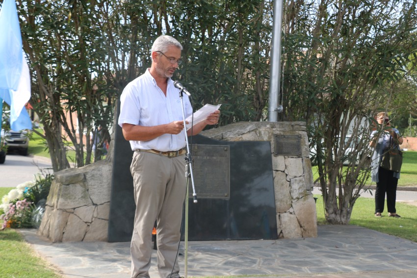 Acto en homenaje a los hroes de Malvinas