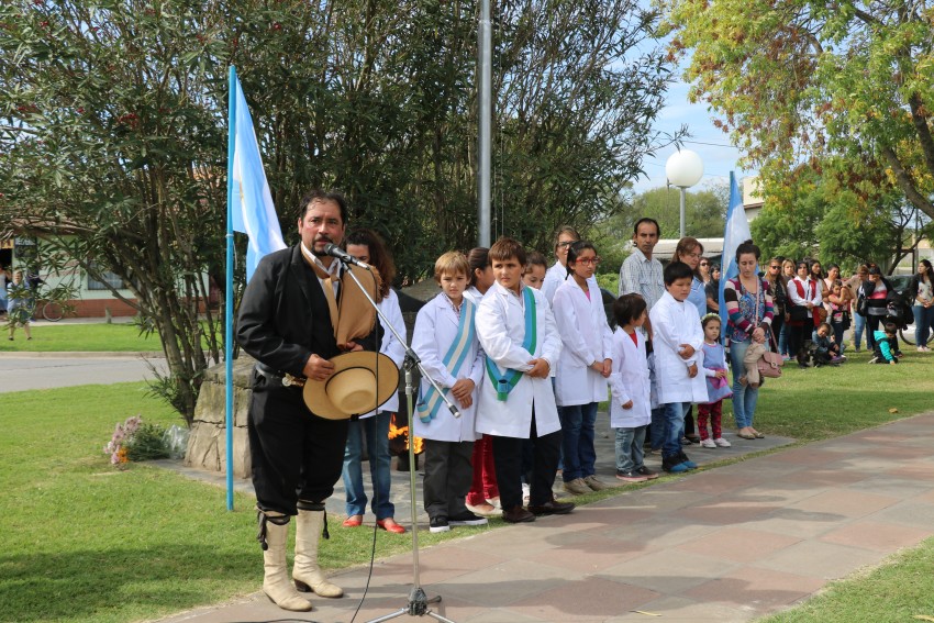 Acto en homenaje a los hroes de Malvinas