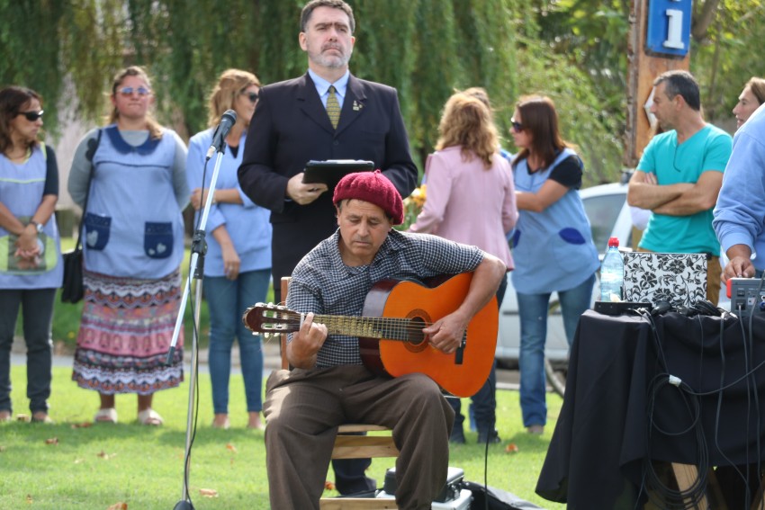 Acto en homenaje a los hroes de Malvinas