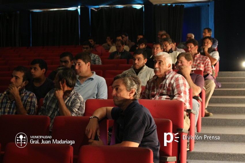 Brindaron una capacitacin para aplicadores de pulverizaciones agrcol