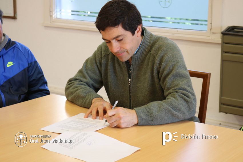 Nuevo convenio entre el municipio y el Club Cosme por el uso de las in