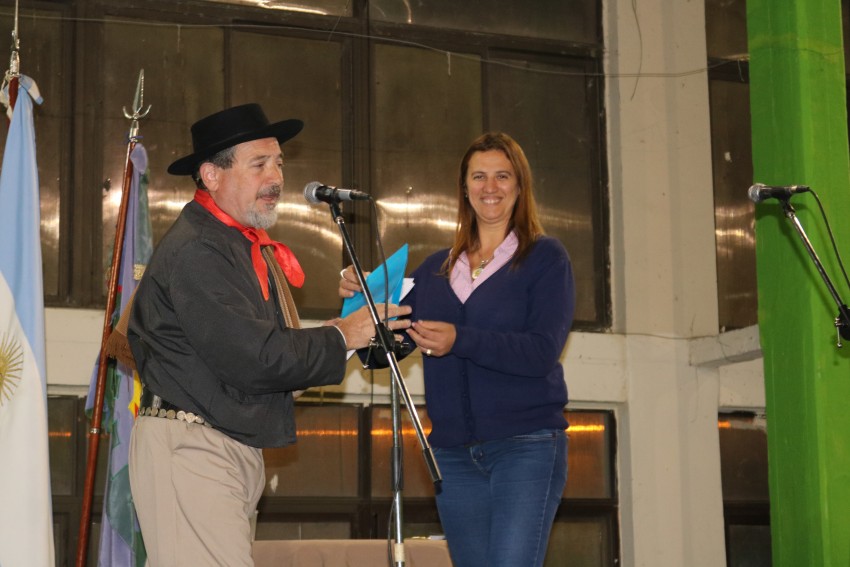 Reconocieron en Dolores a vecinos por su labor cultural