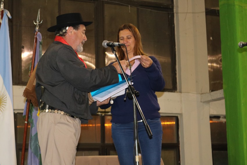 Reconocieron en Dolores a vecinos por su labor cultural