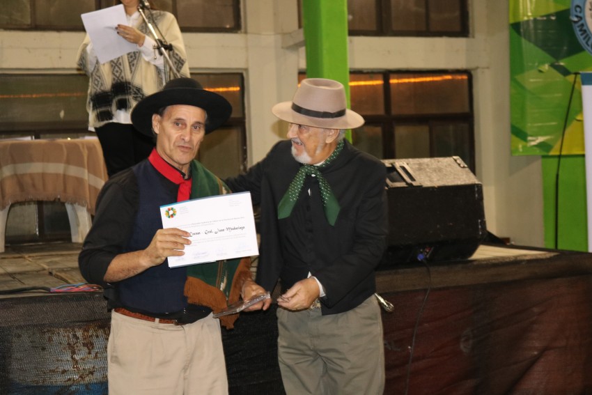 Reconocieron en Dolores a vecinos por su labor cultural