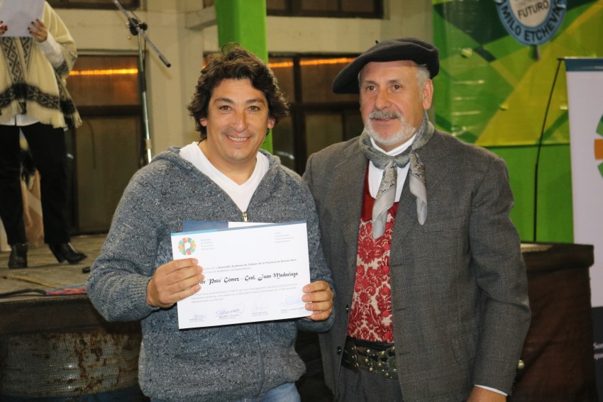 Reconocieron en Dolores a vecinos por su labor cultural