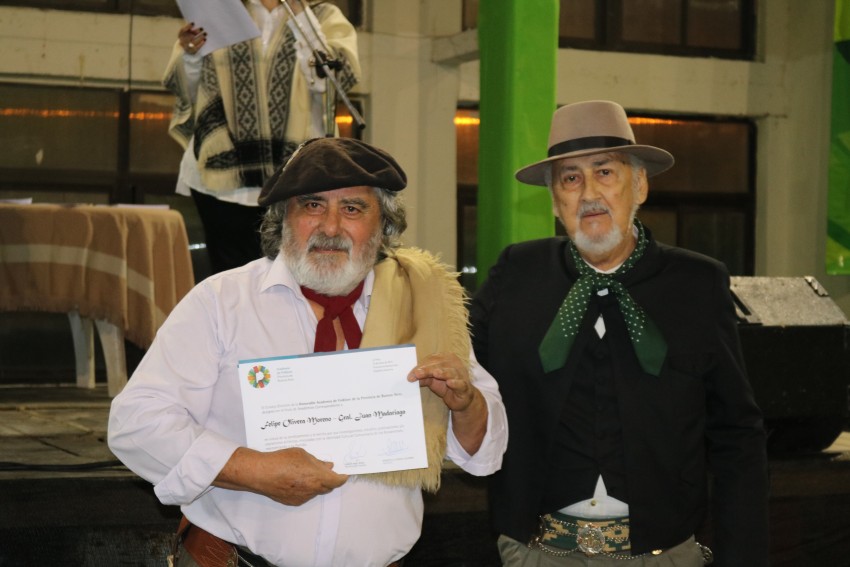 Reconocieron en Dolores a vecinos por su labor cultural