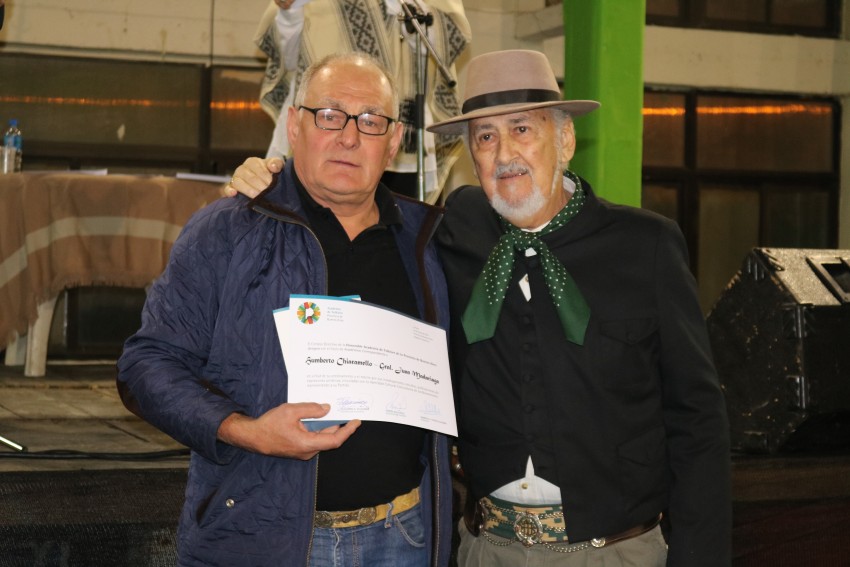 Reconocieron en Dolores a vecinos por su labor cultural