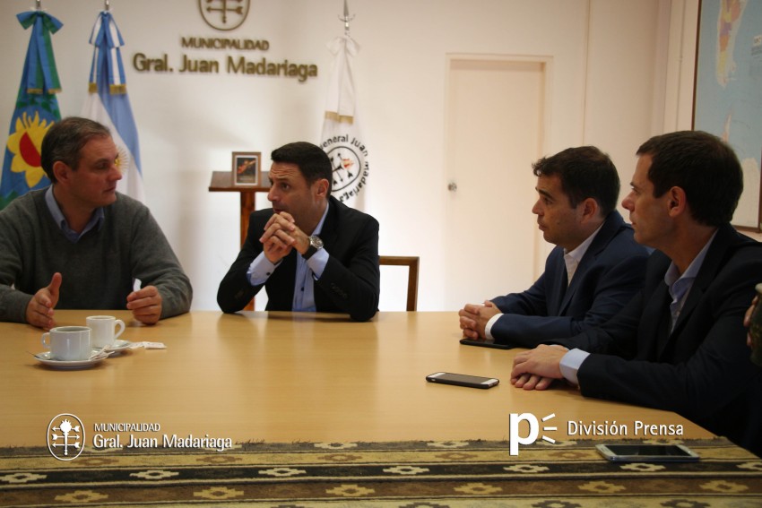 Santoro recibi al presidente de AUBASA