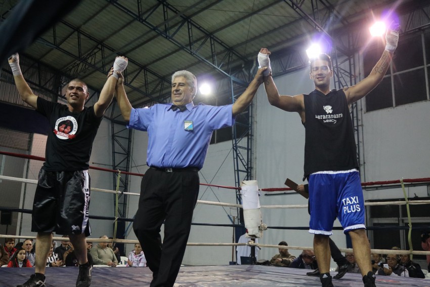 Se desarroll la velada boxstica en el Polideportivo Municipal