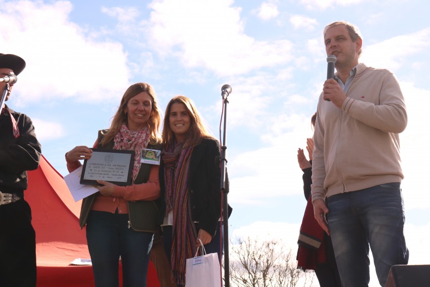 Santoro destac el trabajo de las cooperadoras y felicit a la comunid