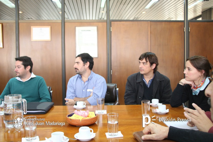 El municipio y COEMA firmaron convenio para llevar el tendido elctric