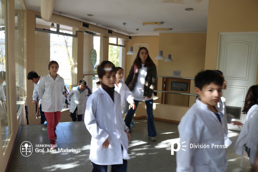 La obra El viaje mgico del Principito deslumbr a alumnos y docentes