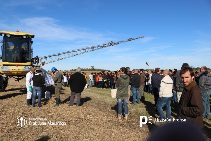 Gran asistencia de público en la jornada sobre buenas prácticas de apl