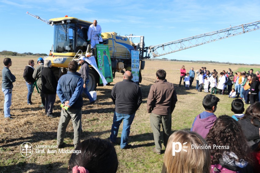 Gran asistencia de público en la jornada sobre buenas prácticas de apl