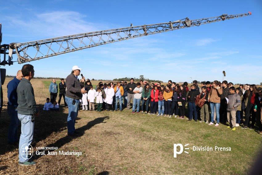 Gran asistencia de público en la jornada sobre buenas prácticas de apl