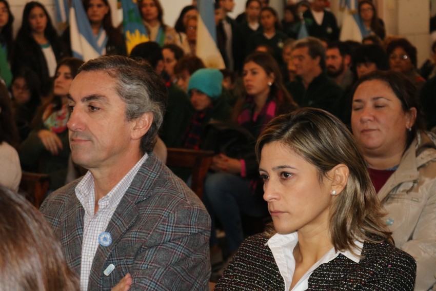 Actos por conmemorativos por Revolucin de Mayo con fuertes mensajes d