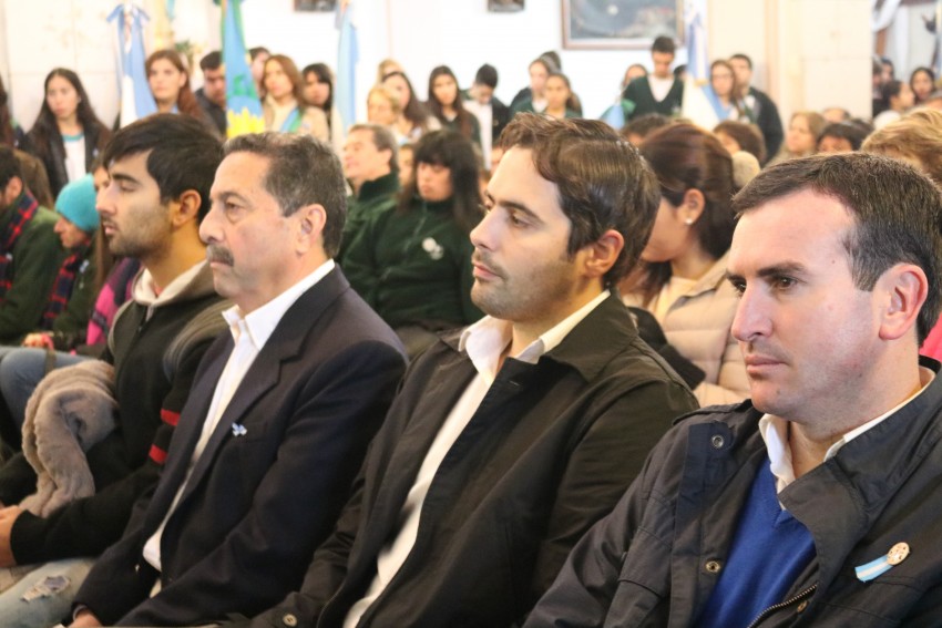 Actos por conmemorativos por Revolucin de Mayo con fuertes mensajes d